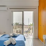 Villa Kalisti-4 Bedroom Beachfront With Private Pool