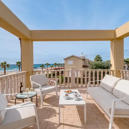 Kalisti-4 Bedroom Beachfront With Private Pool Villa *