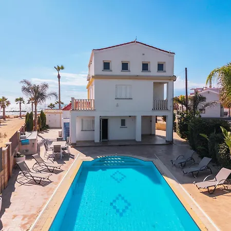 Kalisti-4 Bedroom Beachfront With Private Pool Villa *