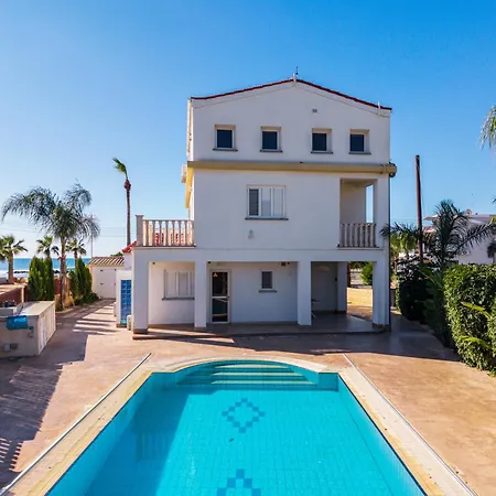 Kalisti-4 Bedroom Beachfront With Private Pool Villa Ajía Nápa